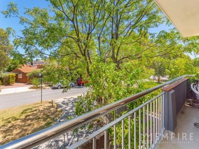 10/106 McDonald Street, Como WA 6152