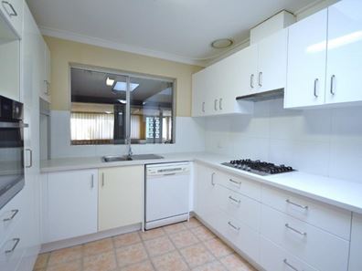 9 Monota Avenue, Shelley WA 6148