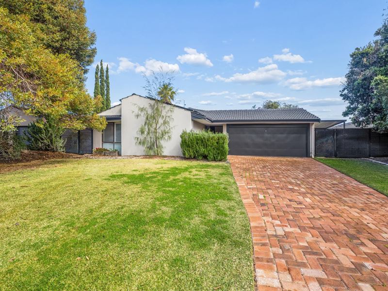 15 Cleat Place, Ocean Reef WA 6027