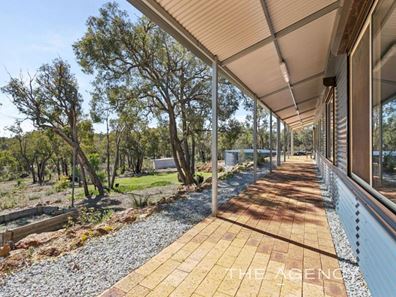 10 Blackboy Way, Morangup WA 6083