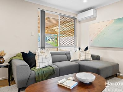 35B Danbury Crescent, Girrawheen WA 6064