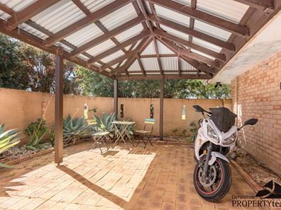 51 Pinyali Way, Waggrakine WA 6530