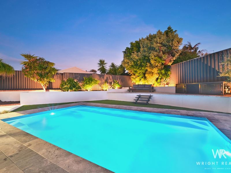 12 Tracy Turn, Woodvale WA 6026