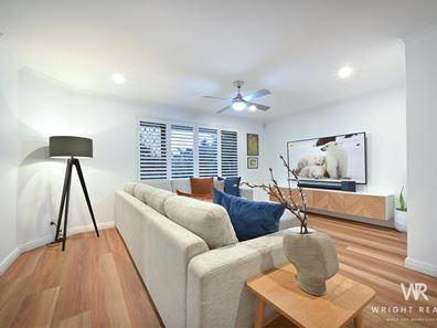 12 Tracy Turn, Woodvale WA 6026