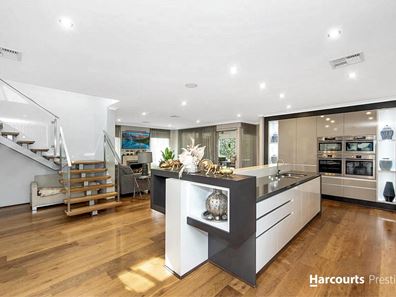 8 Didcot Street, Southern River WA 6110