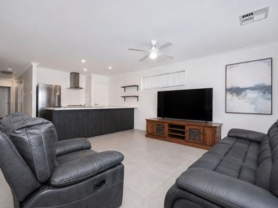 63 Whitmore Loop, Harrisdale WA 6112