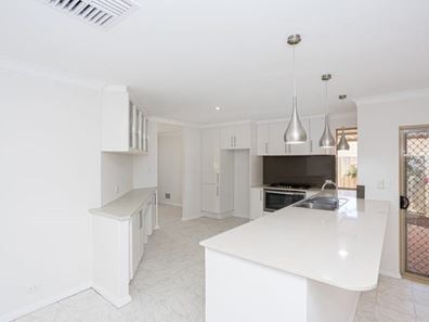 62 The Crest, Woodvale WA 6026