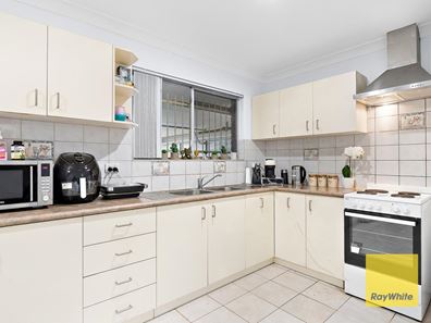 19 Orberry Place, Thornlie WA 6108