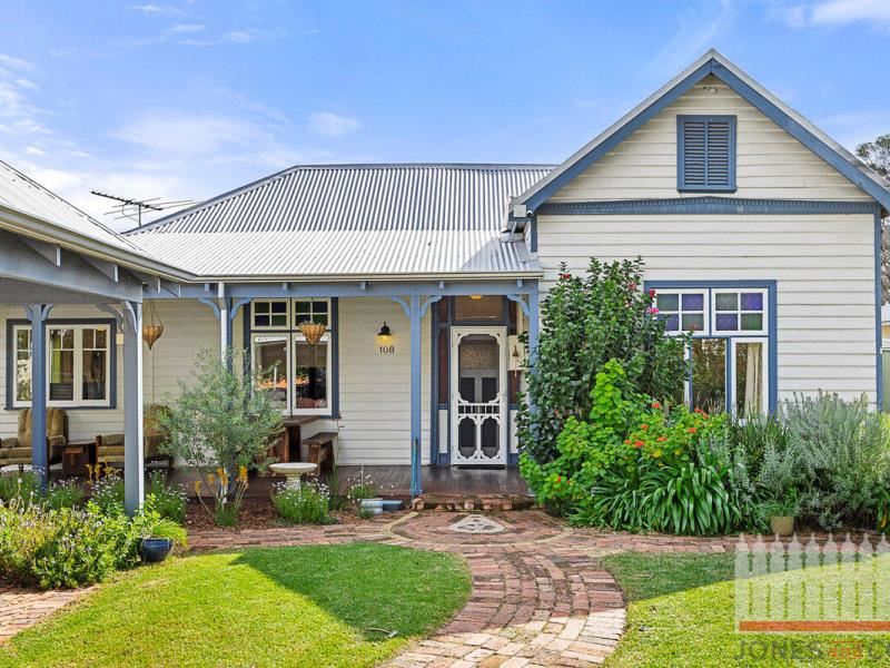 108 Whitfield Street, Bassendean WA 6054