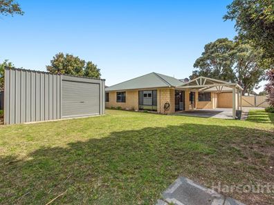 52 Pebble Beach Boulevard, Meadow Springs WA 6210