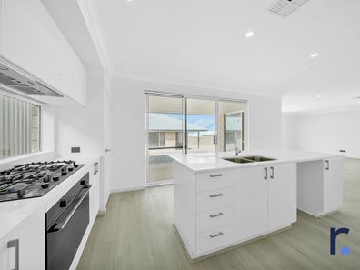 6 Diamond Road, Alkimos WA 6038