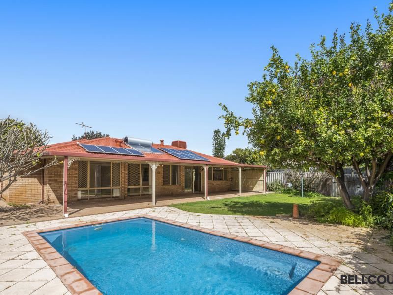 15 McKivett Crescent, Leeming