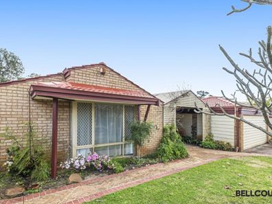 15 McKivett Crescent, Leeming WA 6149
