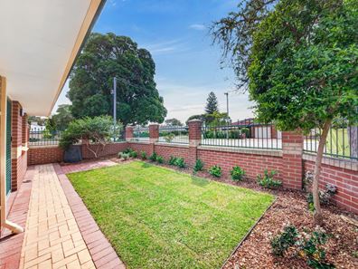 2/15 Archibald Road, Balcatta WA 6021