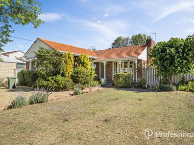 25 Kindra Way, Nollamara WA 6061