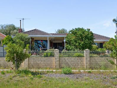 162 Lockhart Street, Como WA 6152