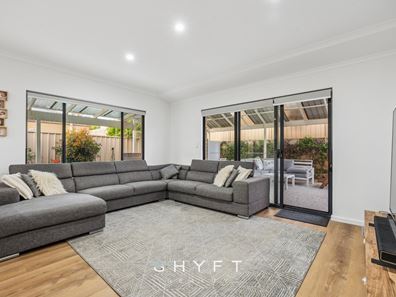 29 Wyatt Road, Hocking WA 6065