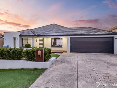 4 Bordeaux Link, Landsdale WA 6065
