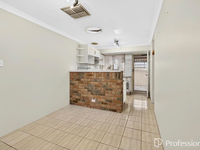 129 Southern River Road, Gosnells WA 6110