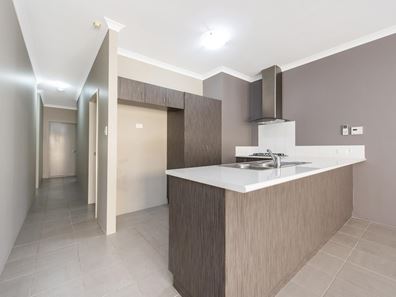 13 Gilroyd Way, Golden Bay WA 6174