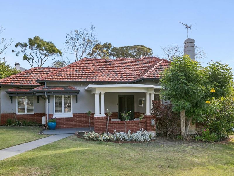 19 Oceanic Drive, Floreat WA 6014