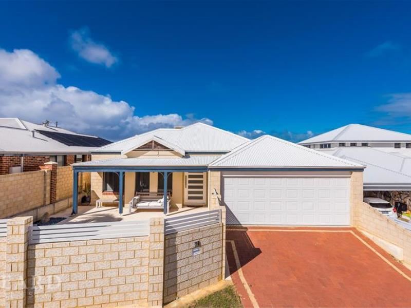 71 Limetree Circuit, Mindarie WA 6030