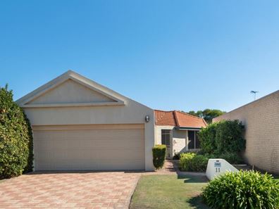 11 Mayena Retreat, Hillarys WA 6025