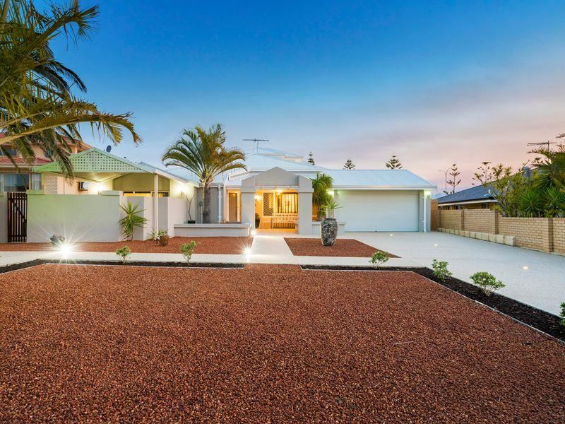 62 Bayport Circuit, Mindarie WA 6030