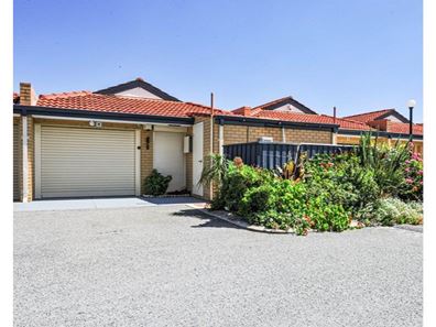 4/11 Boyd Crescent, Hamilton Hill WA 6163