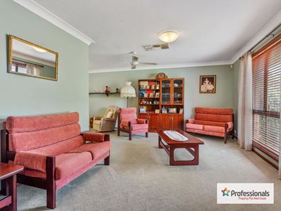 5 Edgley Place, Thornlie WA 6108