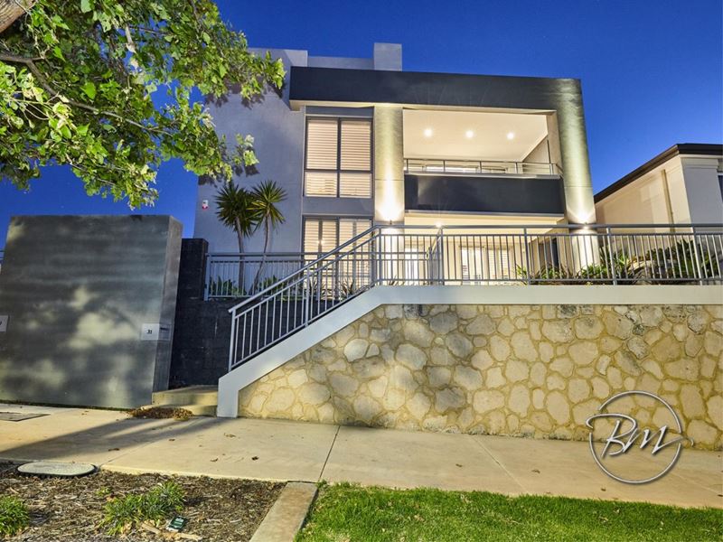 31 Pantheon Avenue, North Coogee WA 6163