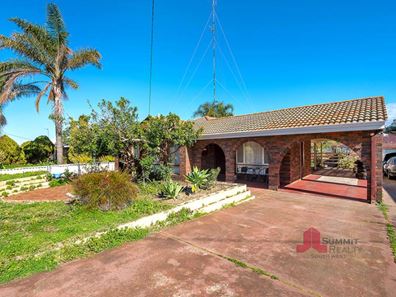 204 Minninup Road, Withers WA 6230