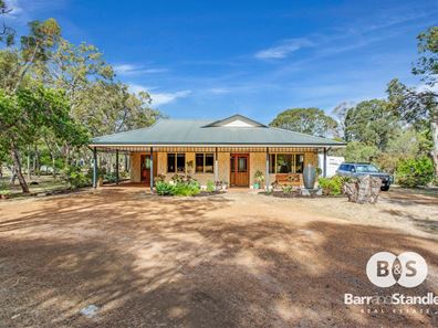 28 Leeward Road, Leschenault WA 6233