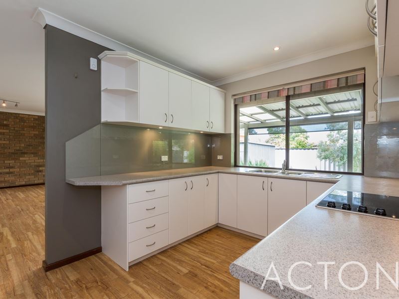 9/21 Hayes Avenue, Yokine WA 6060