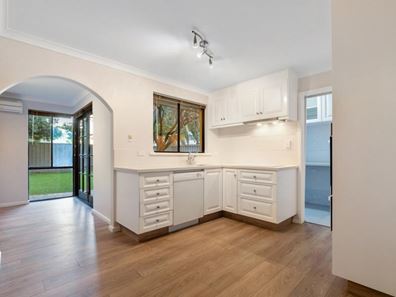 4/31 Hubert Road, Maylands WA 6051