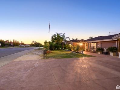 47 Timbercrest Road, Thornlie WA 6108