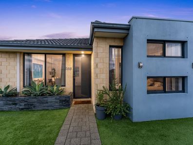 255 Grandis Boulevard, Banksia Grove WA 6031