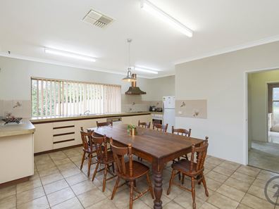 1 Priam Road, Silver Sands WA 6210