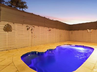362 Westfield Road, Seville Grove WA 6112