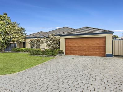 8 Thomasia Approach, Baldivis WA 6171