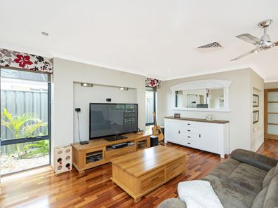 8 Honeysuckle Mews, Baldivis WA 6171