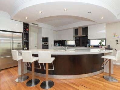 6 Sunda Court, Dianella WA 6059