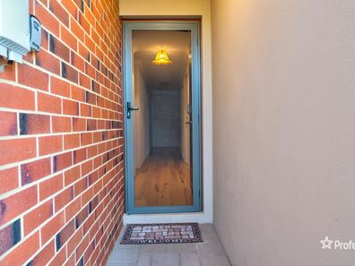 13 Meander Street, Brabham WA 6055