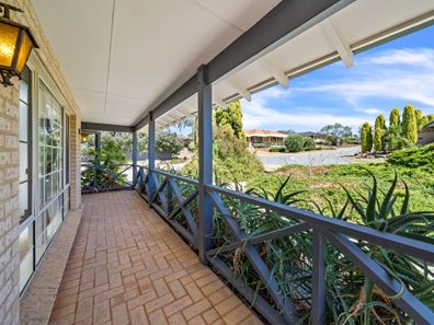 11 Green Vale Heights, Leeming WA 6149