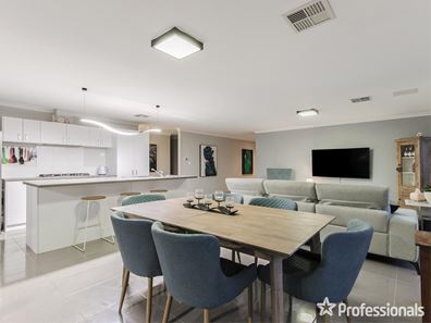 8 Selhurst Parkway, Baldivis WA 6171