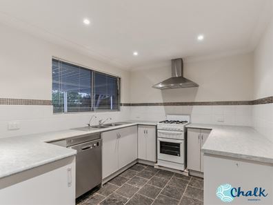 4 Benton Way, Safety Bay WA 6169