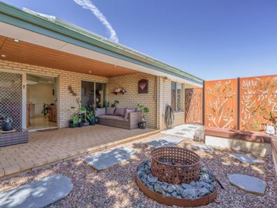 5 Pastrana Crescent, Port Kennedy WA 6172