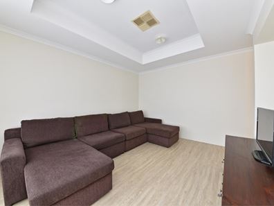 7 Yaroomba Place, Clarkson WA 6030