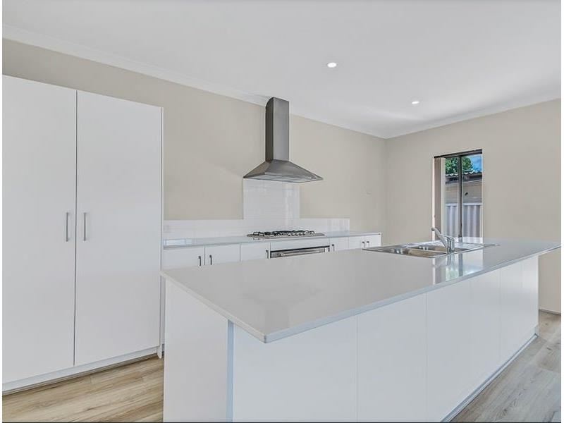 5 Lee Way, Thornlie