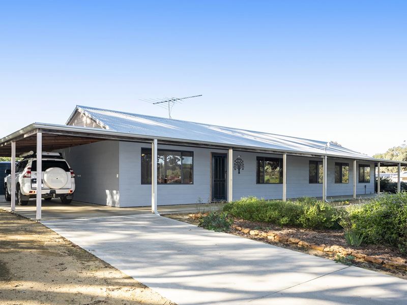 77 Robinson Street, Gingin